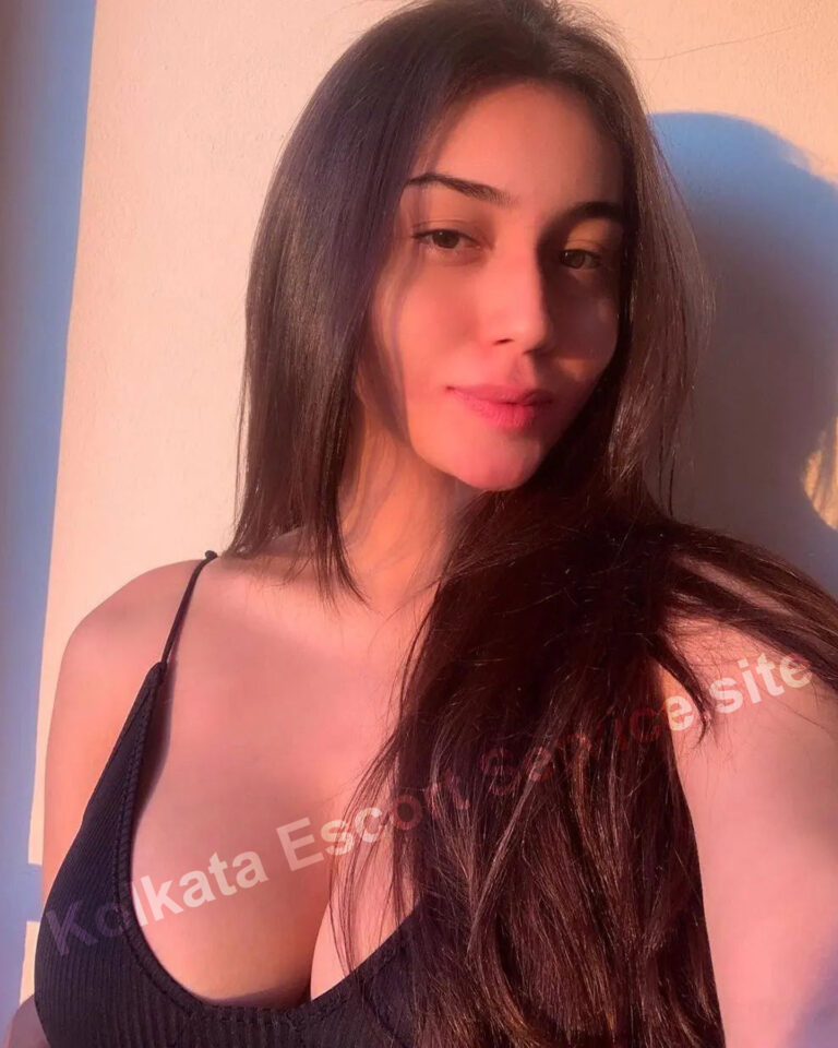 Kolkata escort Riya Mukherjee